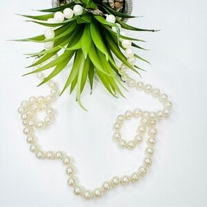 Vintage 30.5” White Faux Pearl Glass Hand Knotted Beaded Necklace